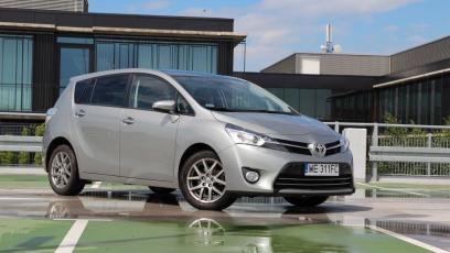 Toyota Verso Minivan Facelifting