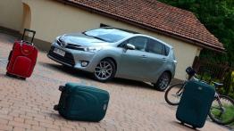 Toyota Verso Minivan Facelifting 2.2 D-CAT 150KM 110kW 2013-2018