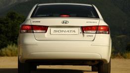 Hyundai Sonata 2008 - widok z tyłu