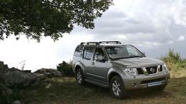 Nissan Pathfinder 2008 - widok z przodu