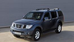 Nissan Pathfinder 2008 - widok z przodu