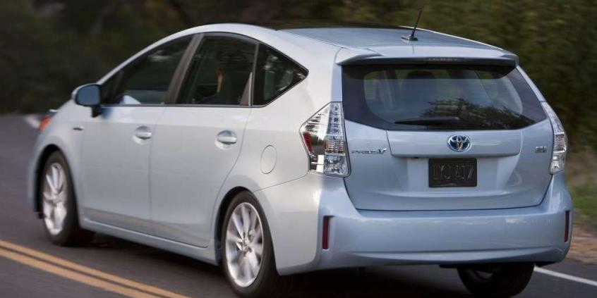 Toyota Prius Plus - Hybrydowa siódemka