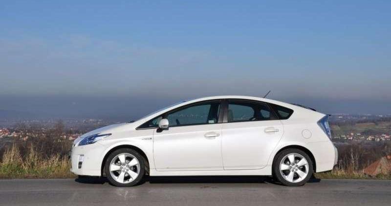 Toyota Prius - elektryk z doktoratem