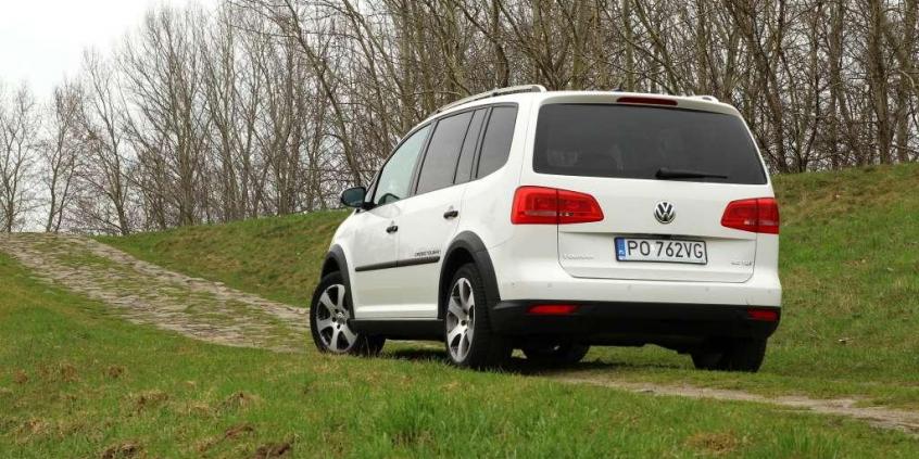 Volkswagen Cross Touran 2.0 TDI - pomieszanie z poplątaniem