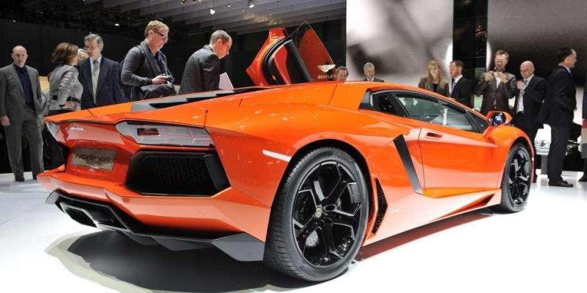 Lamborghini Aventador - Lekkość brutalnej siły