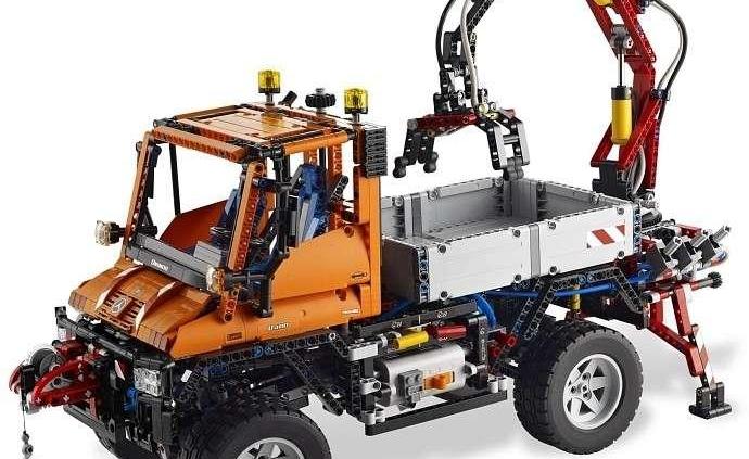 Świat LEGO - modele samochodów z nietypowego budulca