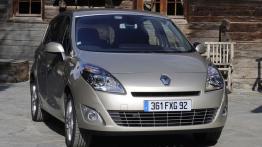 Renault Grand Scenic 2009 - widok z przodu