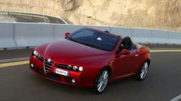 Alfa Romeo Spider 2009 - widok z przodu