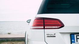 Volkswagen Golf VII Variant Alltrack Facelifting 1.8 TSI BMT 180KM 132kW 2017-2019