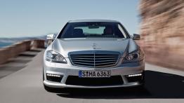 Mercedes Klasa S 63 AMG 2009 - widok z przodu