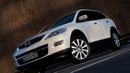 Mazda CX-9 - widok z przodu