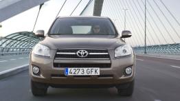 Toyota Rav4 2009 - widok z przodu