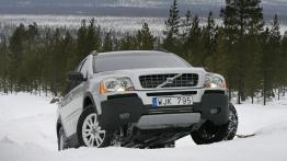 Volvo XC 90 - widok z przodu