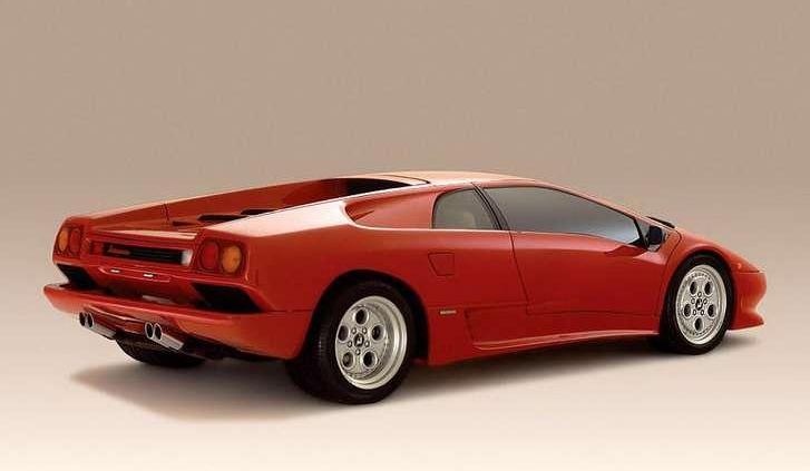 Lamborghini Diablo - historia włoskiego byka