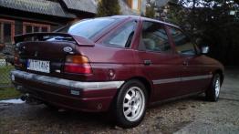 Ford Escort V Hatchback 1.8 TD 90KM 66kW 1990-1992