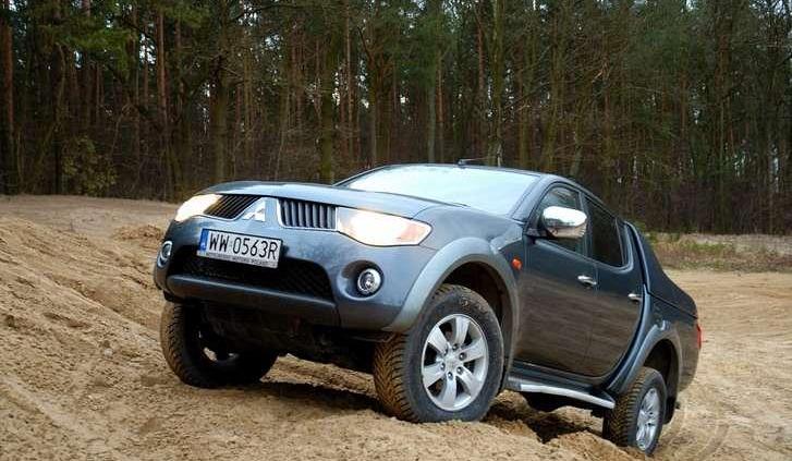 Mitsubishi L200 - farmer w mieście