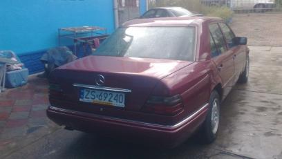 Mercedes Klasa E W124 Sedan