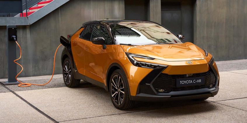 Trzy hybrydy plug-in Toyoty: elektryczna przyszłość bez kompromisów