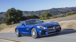 Mercedes-AMG GT S na kalifornijskich drogach - widok z przodu