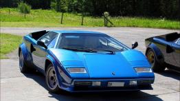 Lamborghini Countach - widok z przodu