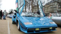 Lamborghini Countach - widok z przodu