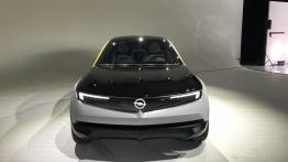 Opel GT X Experimental, czyli wizja (nie)dalekiej przyszłości