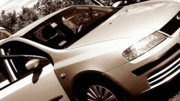 Fiat Stilo  Hatchback - galeria społeczności - przód - inne ujęcie