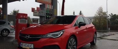 #Opel #Astra #tankowanie #CircleK, zdjęcie 1