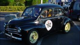 Renault 4CV - lewy bok