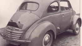 Renault 4CV - widok z tyłu