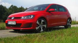 Volkswagen Golf VII GTI 5d 2.0 TSI - galeria redakcyjna - widok z przodu