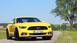 Ford Mustang VI Coupe GT 5.0 V8 421KM - galeria redakcyjna - widok z przodu