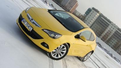 Opel Astra J GTC - galeria redakcyjna
