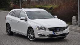 Volvo V60 Facelifting 2.4 D5 215KM - galeria redakcyjna - widok z przodu