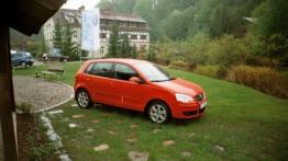 Volkswagen Polo 1.9 TDI (130 KM) Sportline - galeria redakcyjna - prawy bok