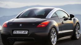 Peugeot RCZ - tył - reflektory włączone