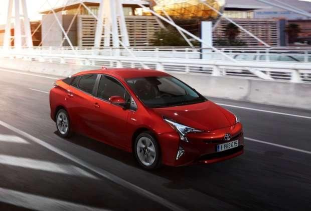 Nowa Toyota Prius jeszcze bardziej wydajna i dynamiczna