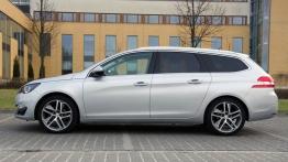 Peugeot 308 II SW 1.2 PureTech 130KM - galeria redakcyjna - lewy bok