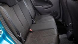 Mazda 2 Facelifting - wersja 5-drzwiowa - tylna kanapa