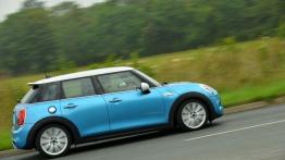 Mini Cooper SD 2014 - wersja 5-drzwiowa - prawy bok