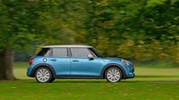 Mini Cooper SD 2014 - wersja 5-drzwiowa - prawy bok