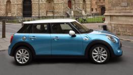 Mini Cooper SD 2014 - wersja 5-drzwiowa - prawy bok