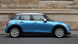 Mini Cooper SD 2014 - wersja 5-drzwiowa - prawy bok