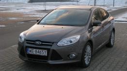 Ford Focus III Sedan 1.6 EcoBoost 182KM - galeria redakcyjna - widok z przodu