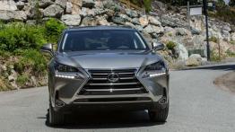 Lexus NX 200t (2015) - wersja amerykańska - widok z przodu