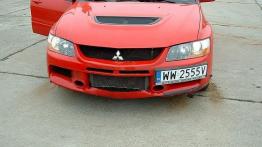 Mitsubishi Lancer Evo IX - widok z przodu