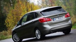 BMW Seria 2 Active Tourer 218d 150KM - galeria redakcyjna - widok z tyłu