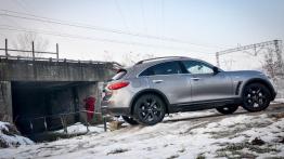 Infiniti QX70S 3.0 V6 238KM - galeria redakcyjna - prawy bok