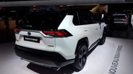 Paris Motor Show 2018 - Toyota - widok z tyłu