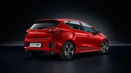 Kia cee'd GT Line z nowym silnikiem - mania pomniejszania